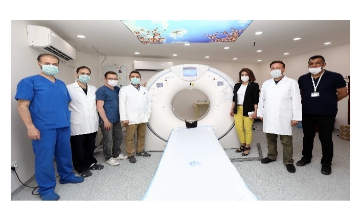 Gaziantep Üniversitesi yapay zekaya sahip tomografi cihazını COVİD 19 tanısı için kullanmaya başladı.