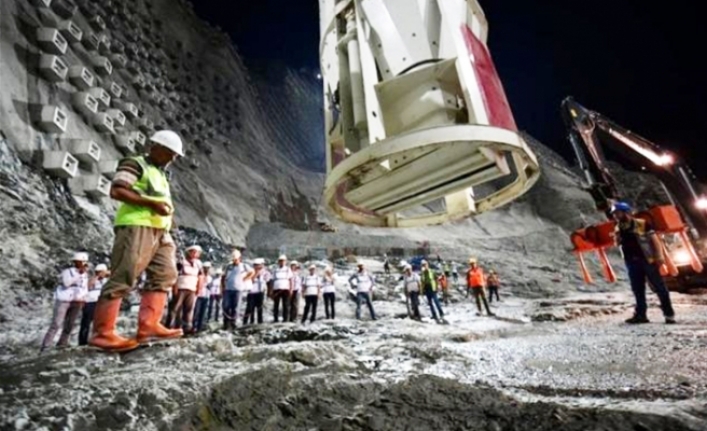 Yusufeli Barajında son beton döküldü: Türkiye'nin en büyüğü olacak!